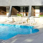 Renove Pour 4 Pers. Avec Piscine, Sauna Et Balcon A - Fr-1-296-257 *