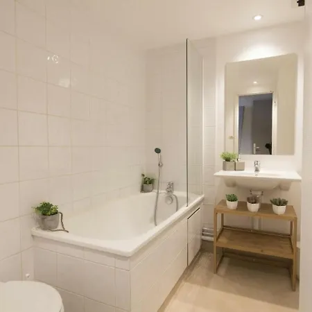 公寓 Renove Pour 4 Pers. Avec Piscine, Sauna Et Balcon A - Fr-1-296-257